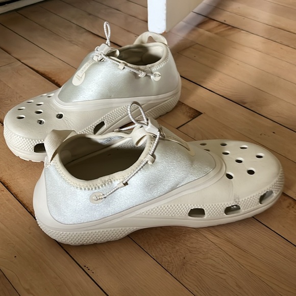 Crocs Satisfy - Picture 2 of 9